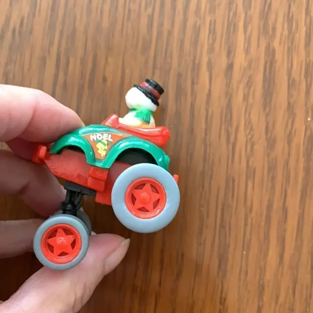 2 plastic wind up Christmas snowmen‎